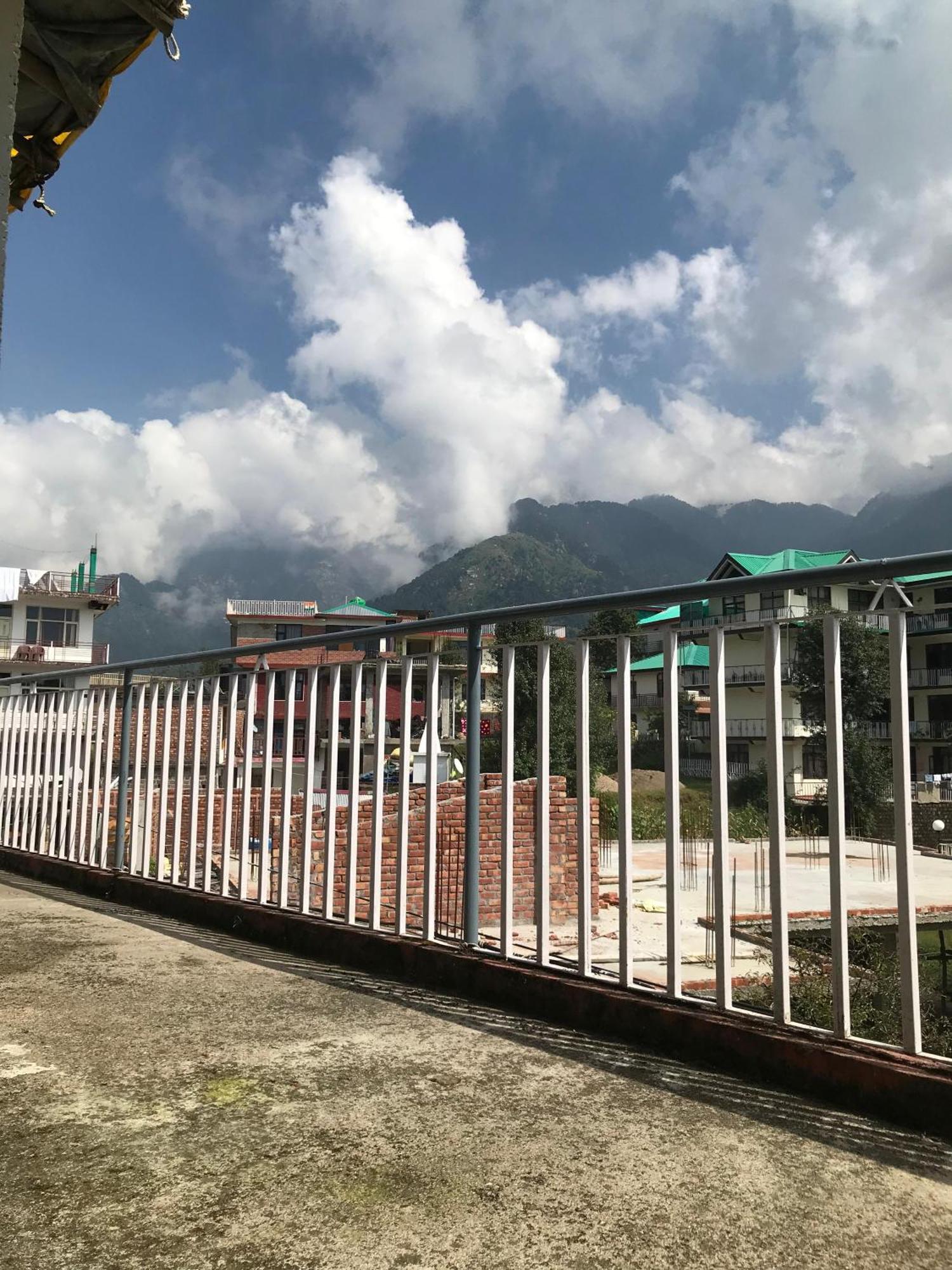 Mcleodganj Diaries Guest House Dharamshala Exterior photo
