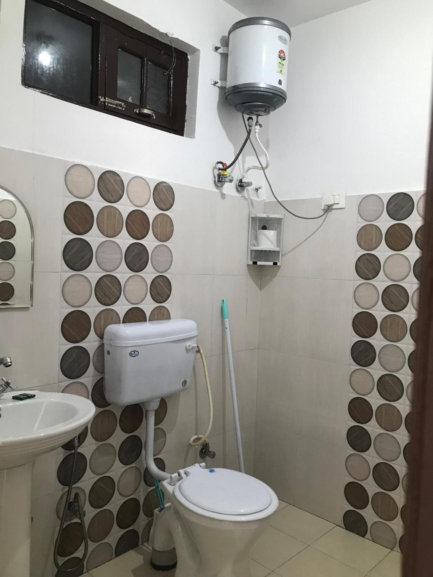 Mcleodganj Diaries Guest House Dharamshala Exterior photo